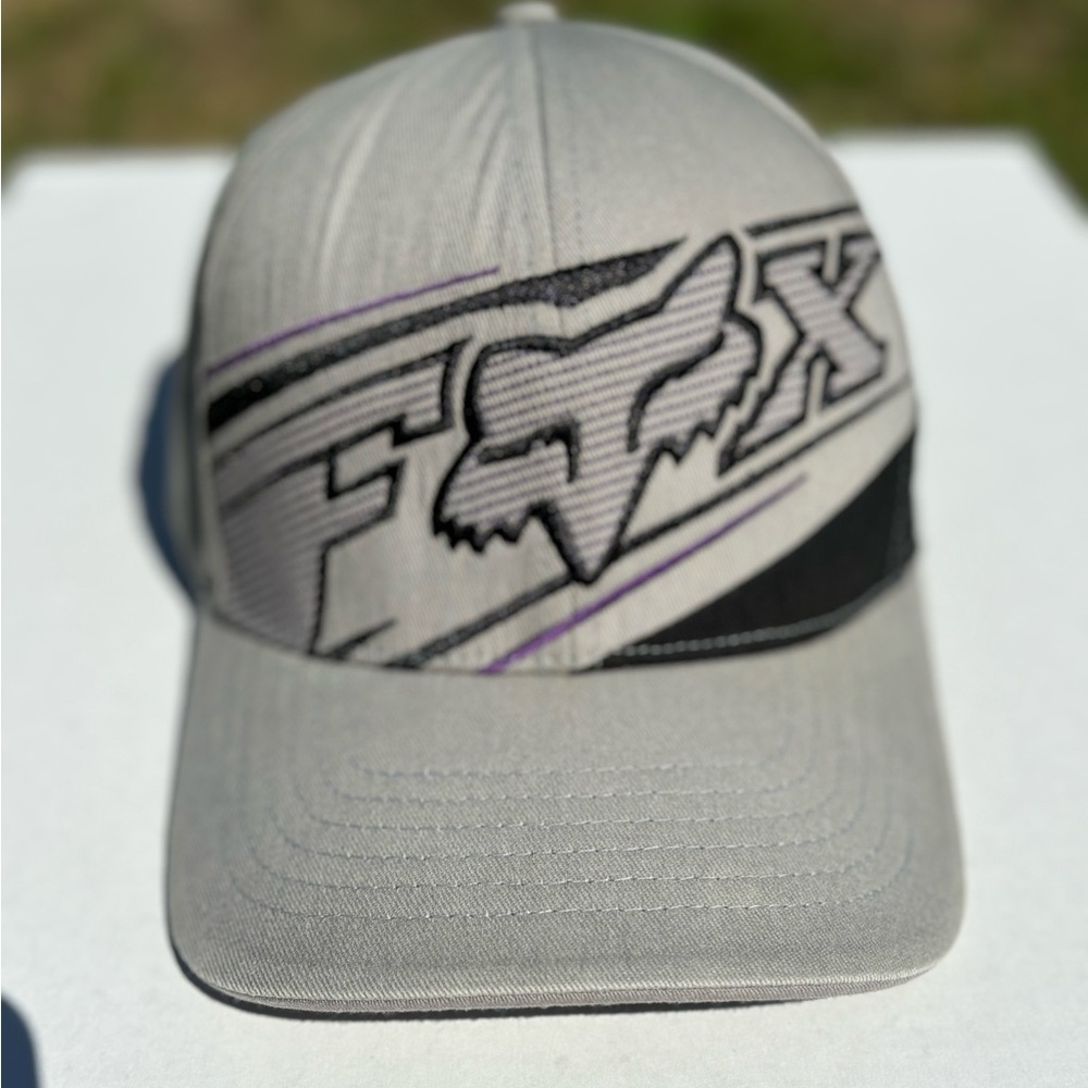 Fox Racing Flexfit Hat Size S/M Embroidered Classic Fox Design